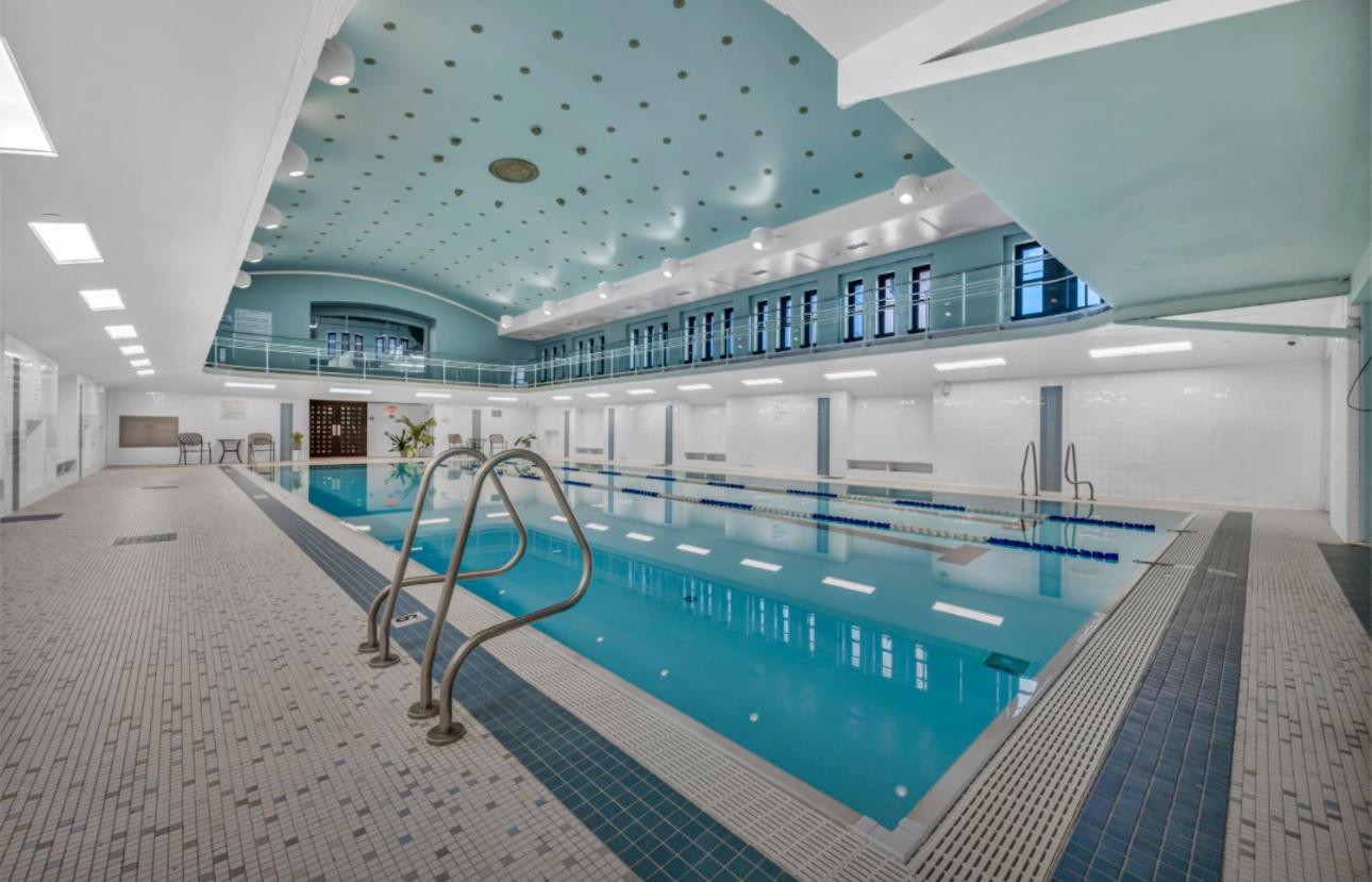 Beautiful Condo/Rooftop Patio With Free Parking Клівленд Екстер'єр фото