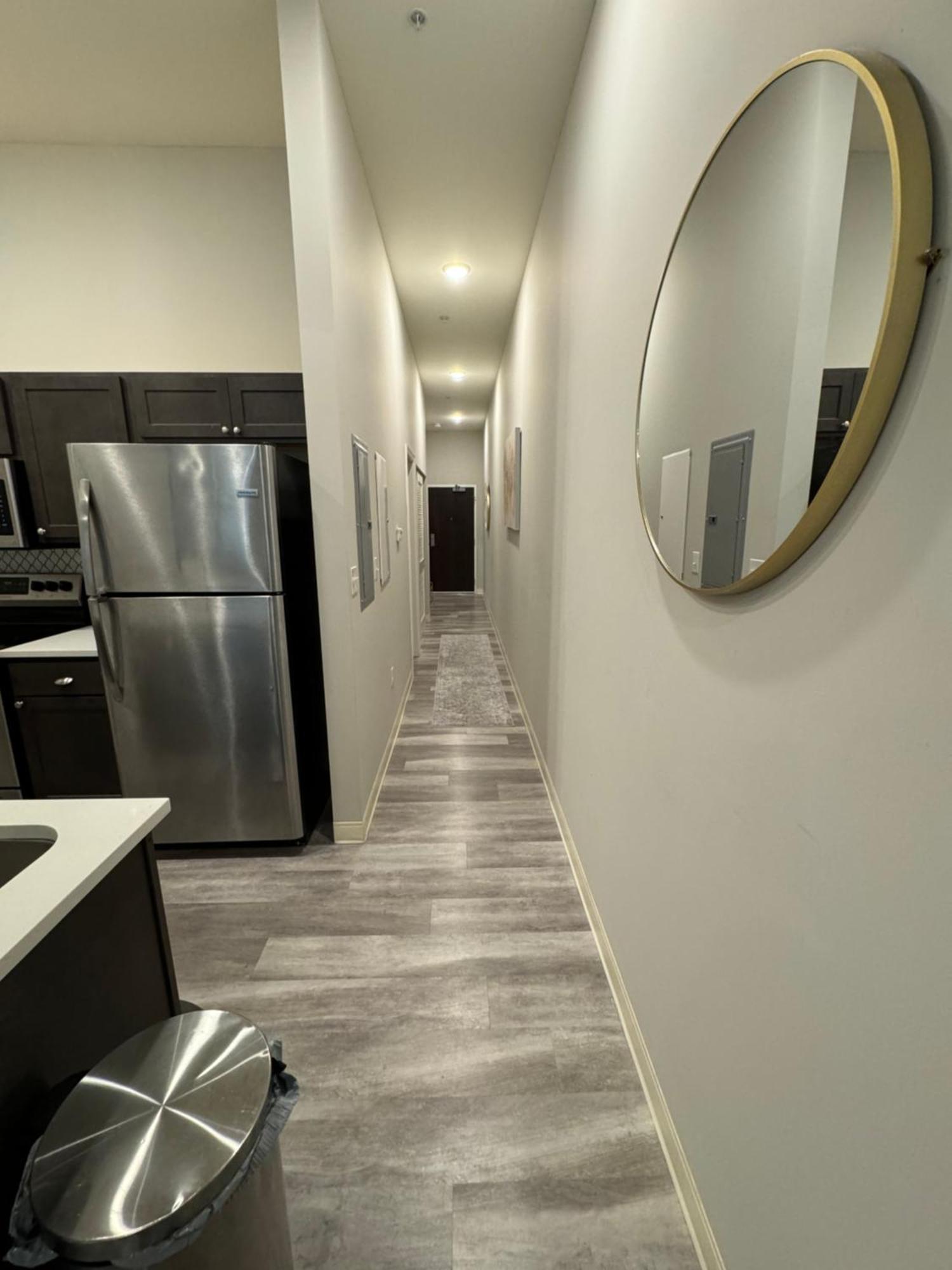 Beautiful Condo/Rooftop Patio With Free Parking Клівленд Екстер'єр фото