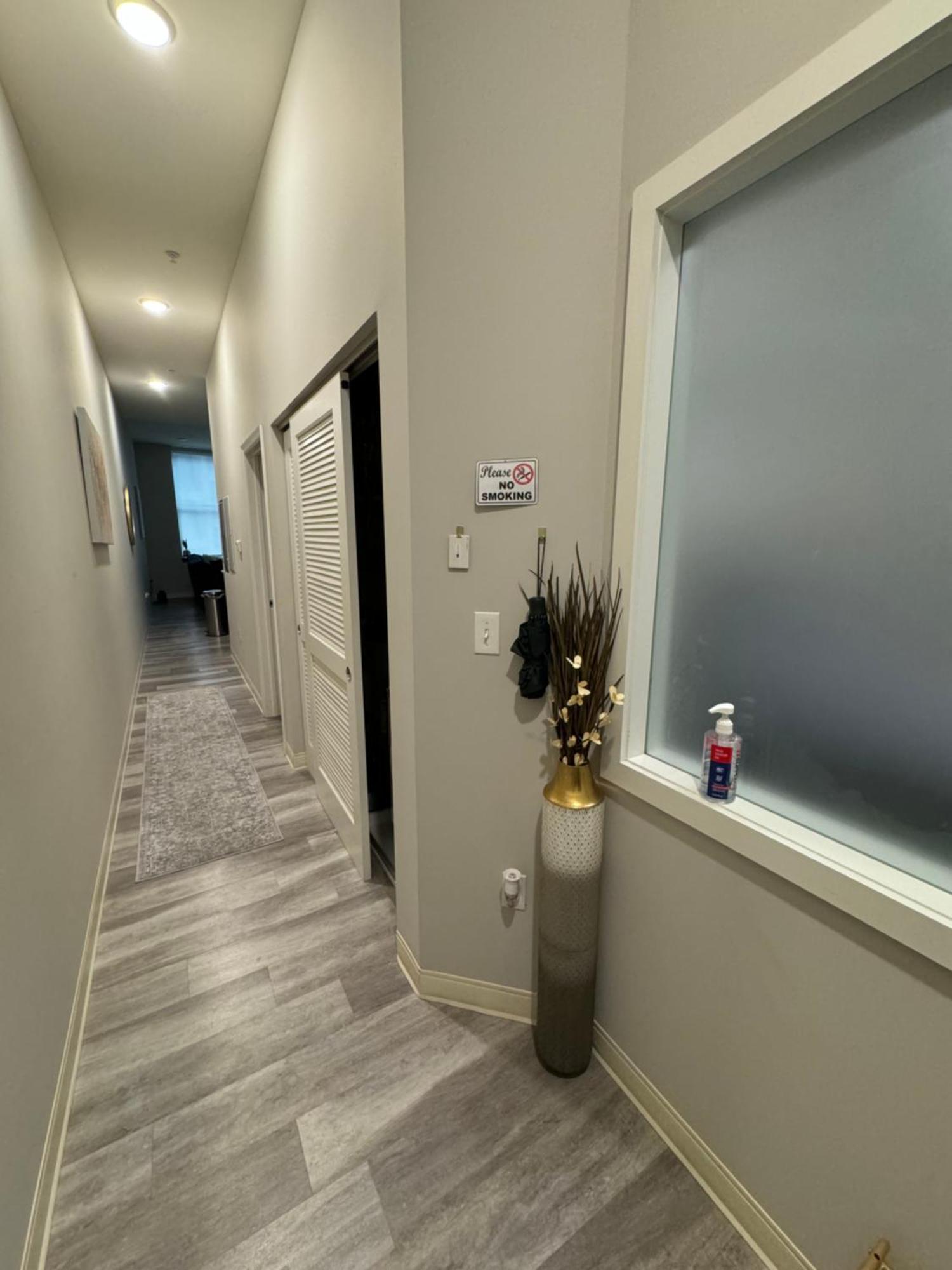 Beautiful Condo/Rooftop Patio With Free Parking Клівленд Екстер'єр фото
